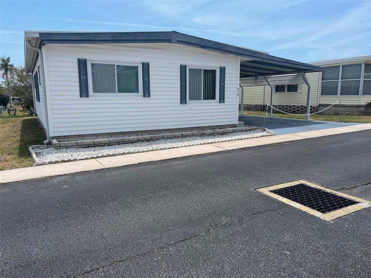 210 Royal Palm Circle, Largo, FL 33778 Main Photo