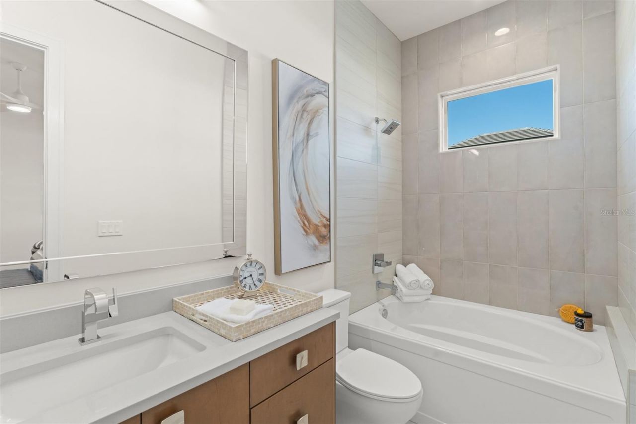 15500 Pendio Drive, Montverde, FL 34756 Photo