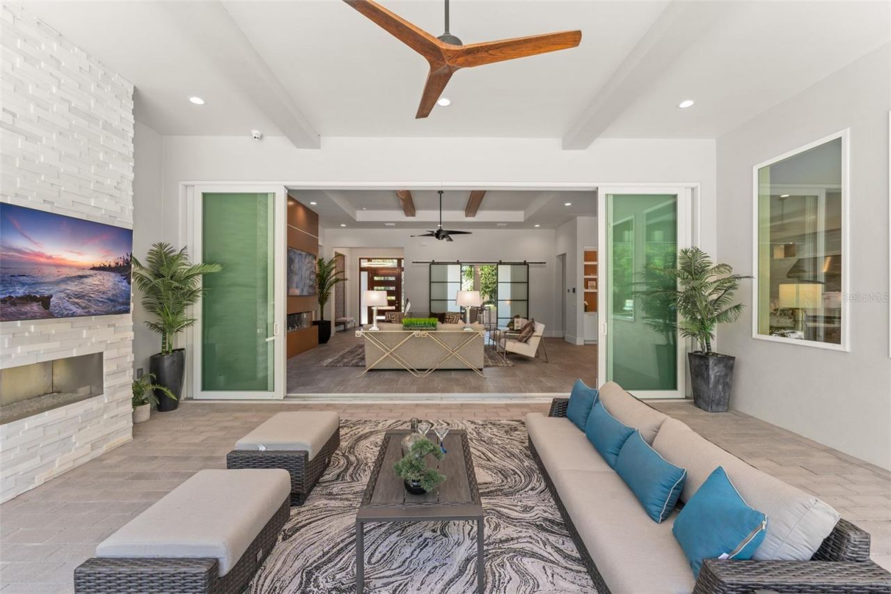 15500 Pendio Drive, Montverde, FL 34756 Photo