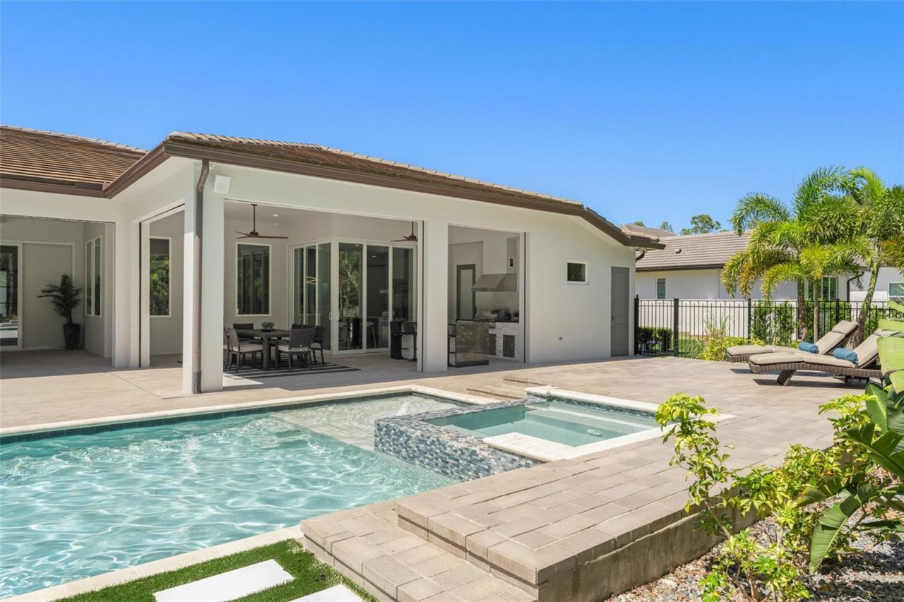 15500 Pendio Drive, Montverde, FL 34756 Photo