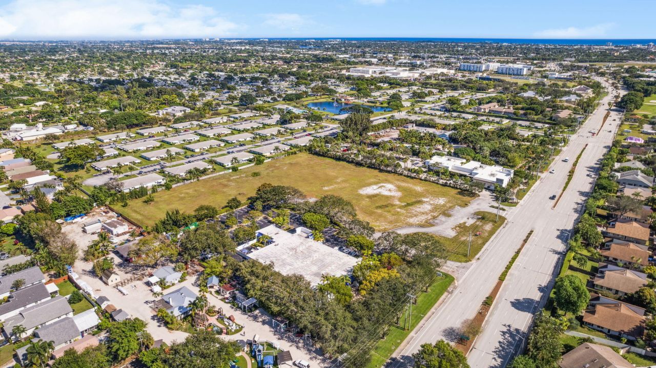 3945 W Atlantic Avenue, Delray Beach, FL 33445 Photo