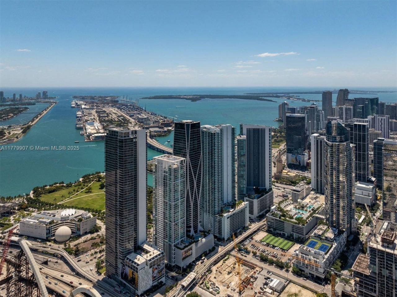 1000 Biscayne Blvd, Unit 5801, Miami, FL 33132 Photo