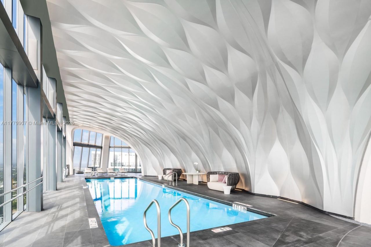 1000 Biscayne Blvd, Unit 5801, Miami, FL 33132 Photo