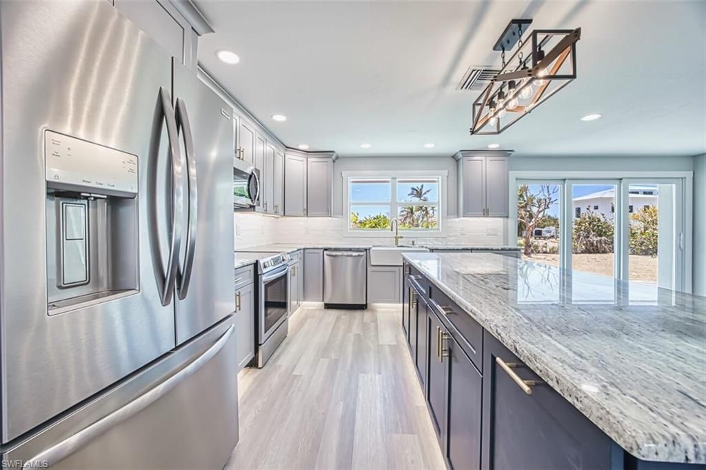 446 Lake Murex Cir, Sanibel, FL 33957 Photo