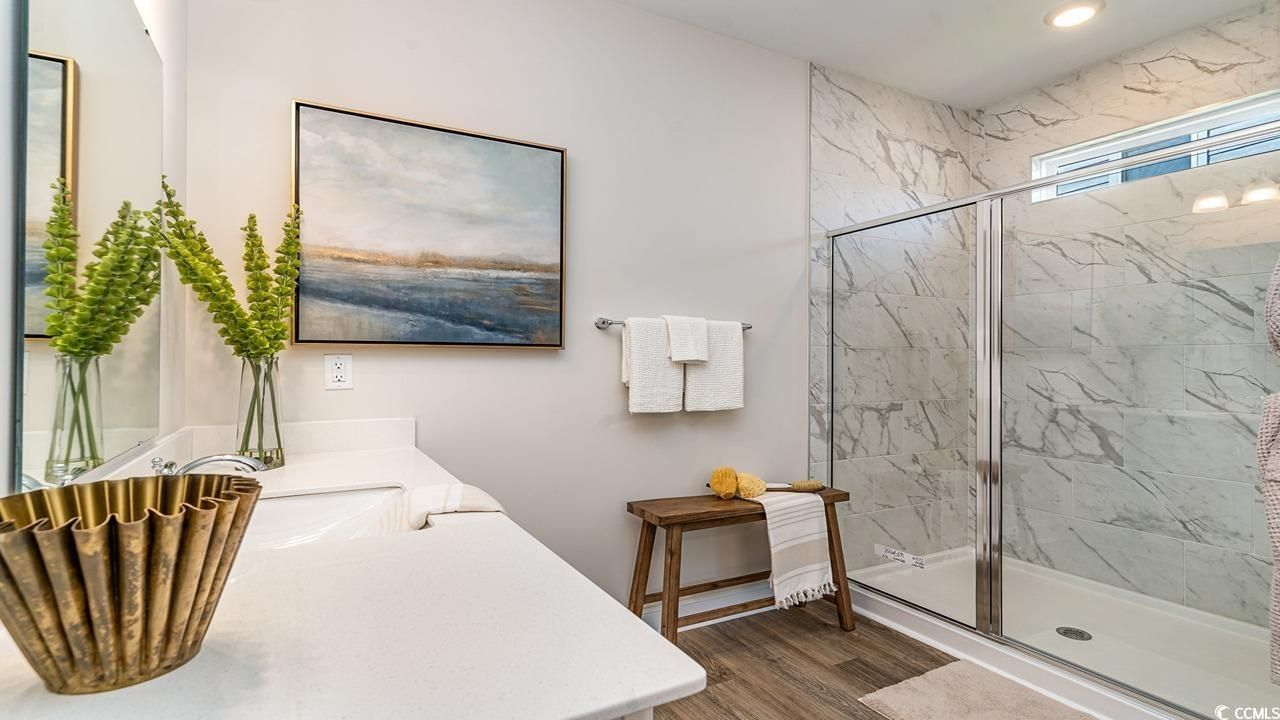 390 Wingspan Ct. Photo 14