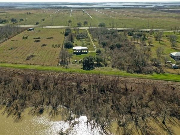 21541 HIGHWAY 23 Highway, Port Sulphur, LA 70083