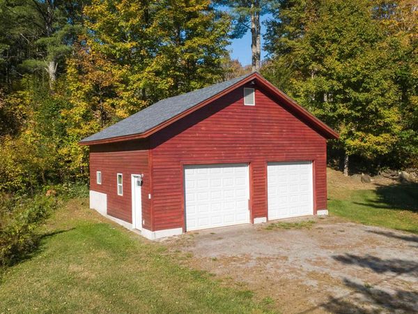 3 Cross Road, Cabot, VT 05647