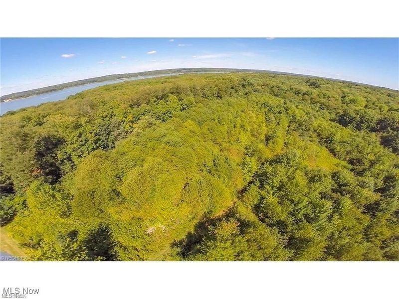 12676 Main Market Road, Burton, OH 44021 Photo 15