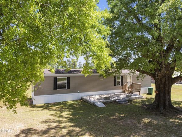 1790 Carolina Street, Alford, FL 32420