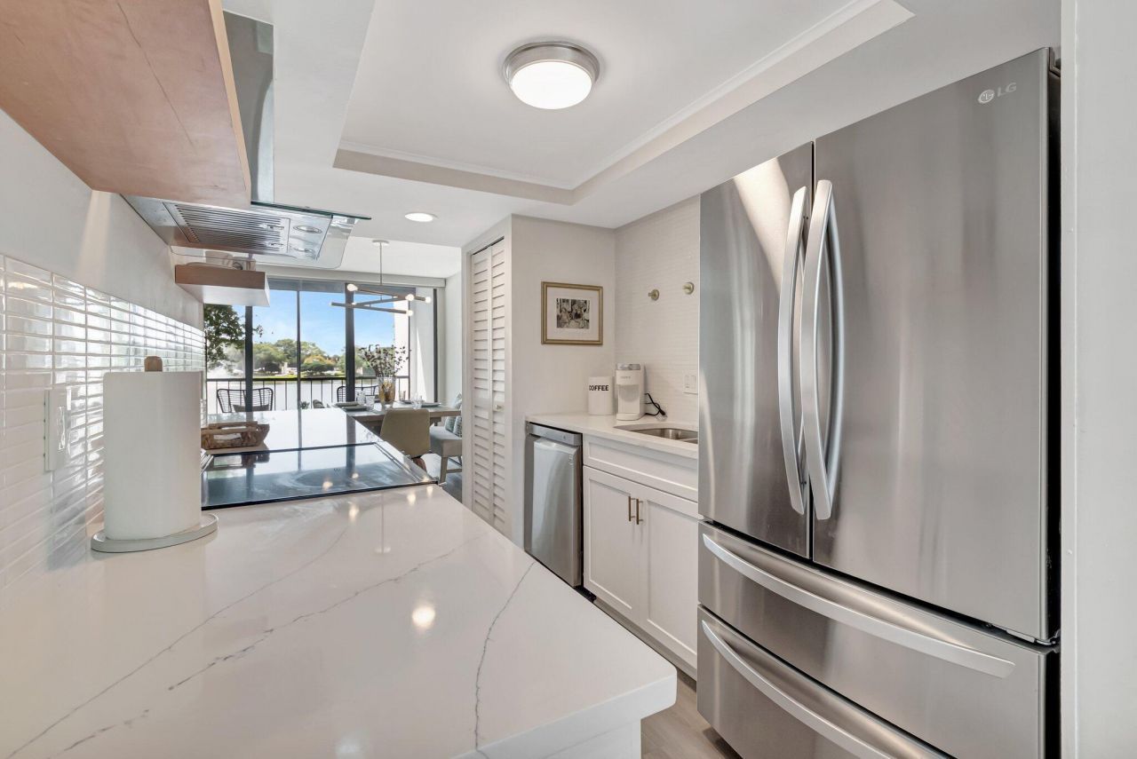 3310 Bridgewood Drive, Boca Raton, FL 33434 Photo