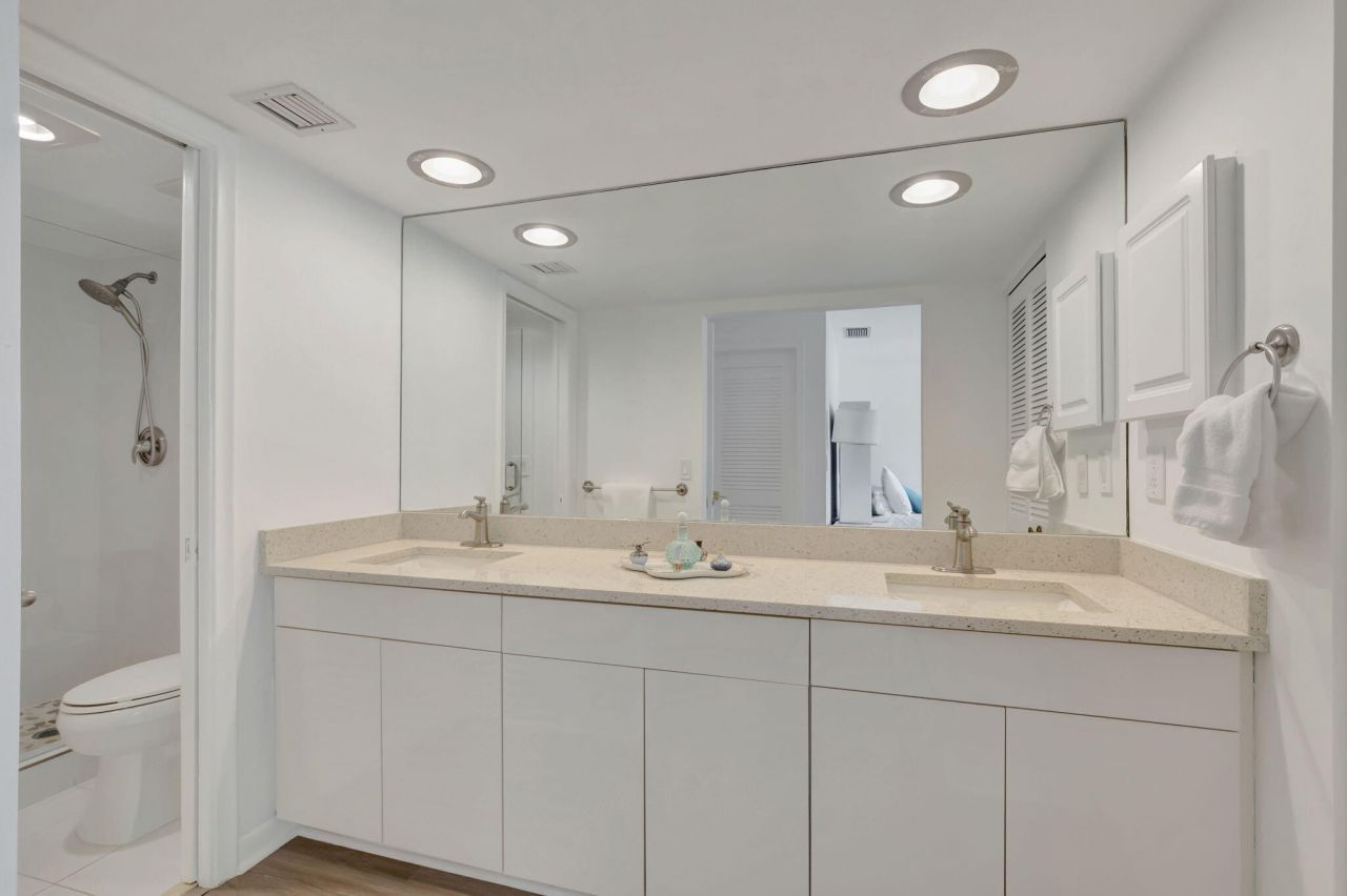 3310 Bridgewood Drive, Boca Raton, FL 33434 Photo