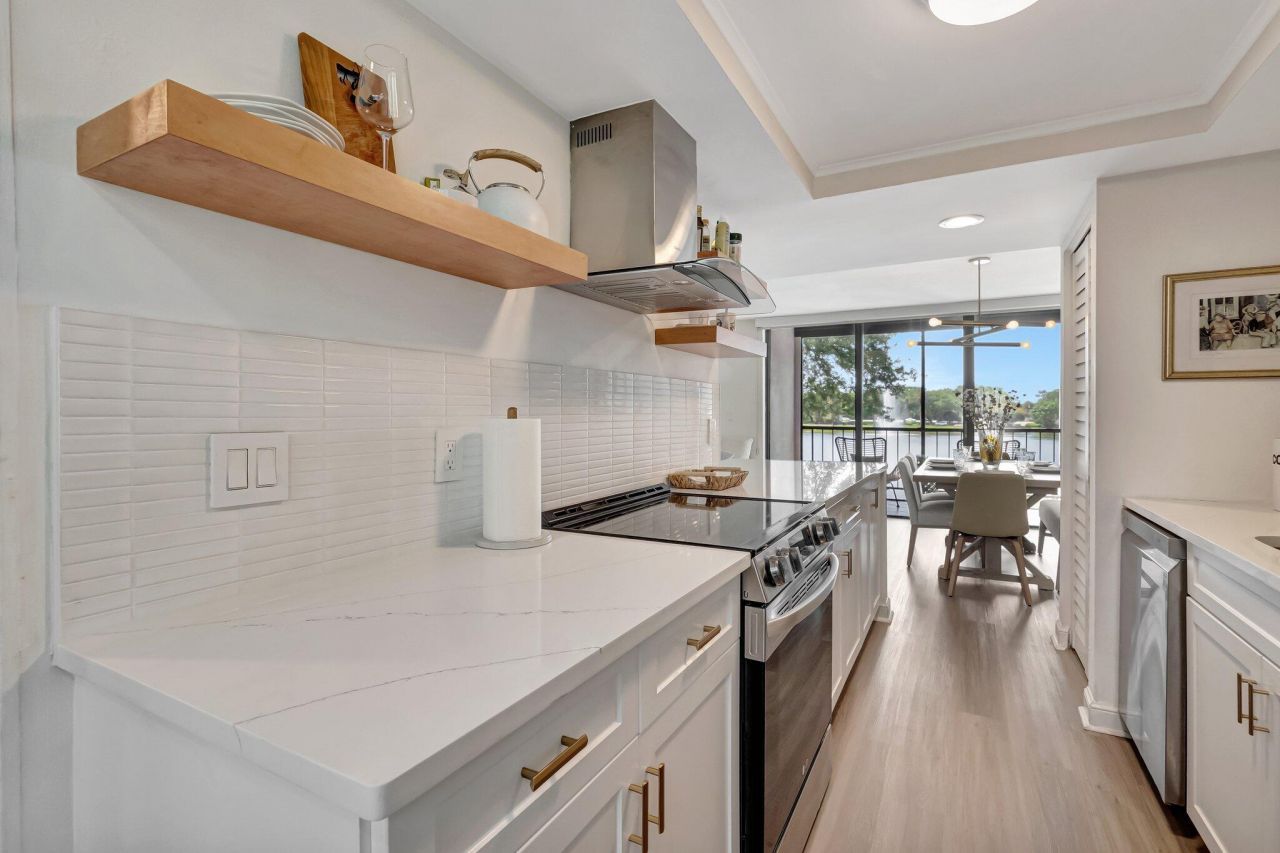 3310 Bridgewood Drive, Boca Raton, FL 33434 Photo