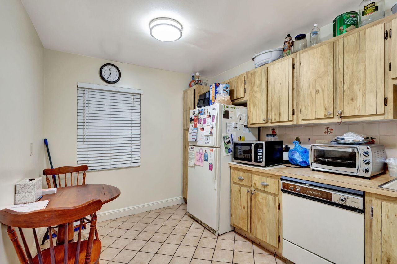 5800 Fernley Drive W, Unit 45, West Palm Beach, FL 33415 Photo