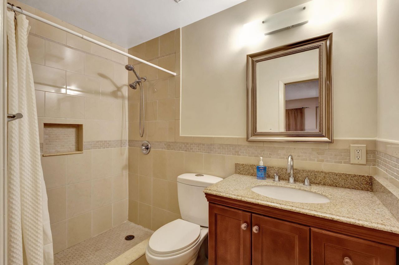 5800 Fernley Drive W, Unit 45, West Palm Beach, FL 33415 Photo