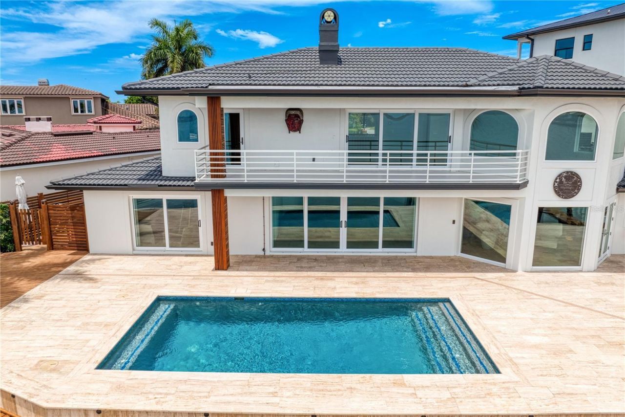 2250 Donato Drive, Belleair Beach, FL 33786 Photo