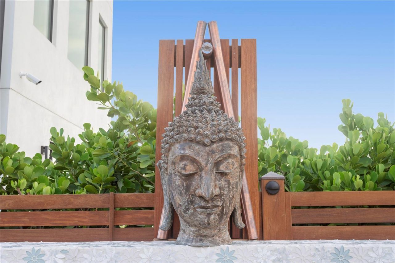 2250 Donato Drive, Belleair Beach, FL 33786 Photo