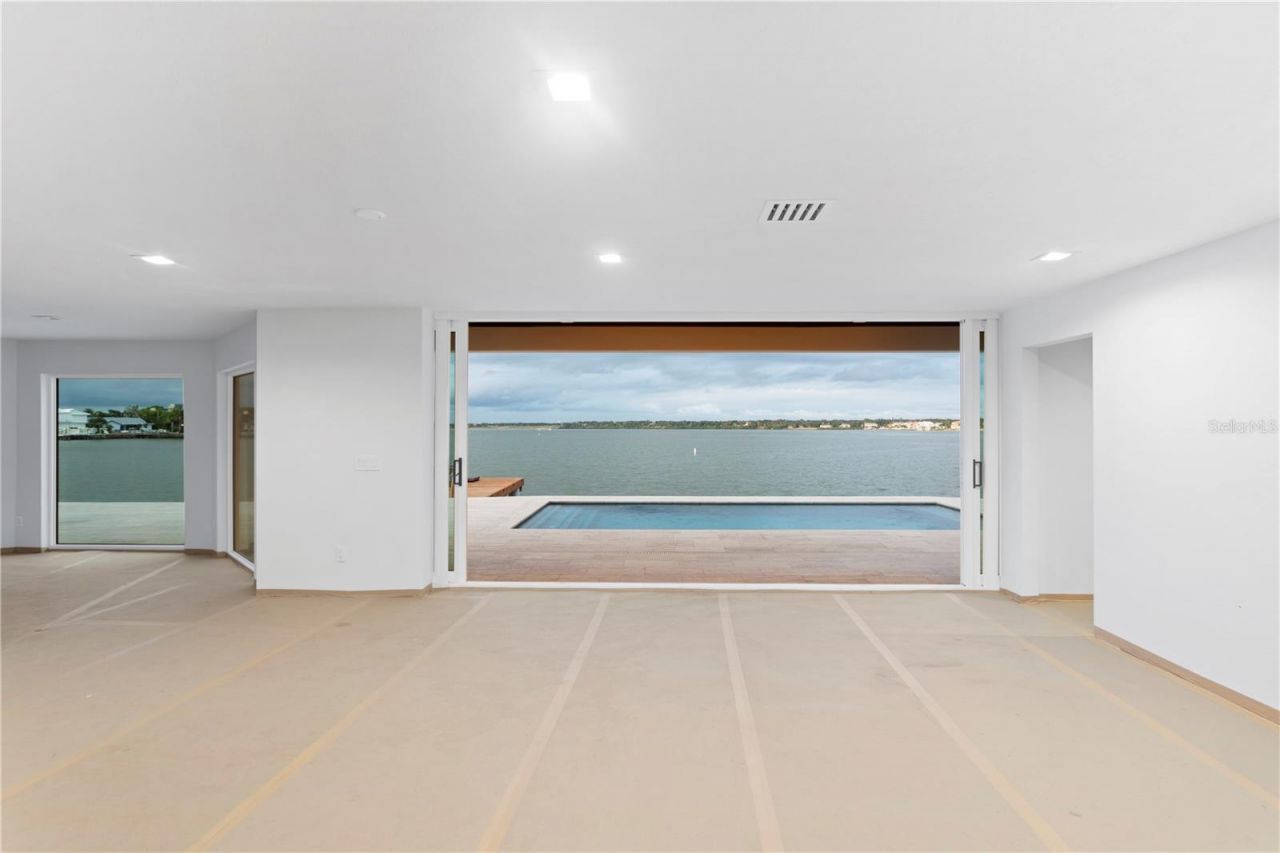 2250 Donato Drive, Belleair Beach, FL 33786 Photo