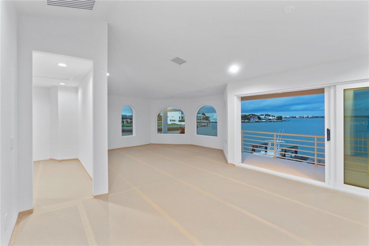 2250 Donato Drive, Belleair Beach, FL 33786 Photo