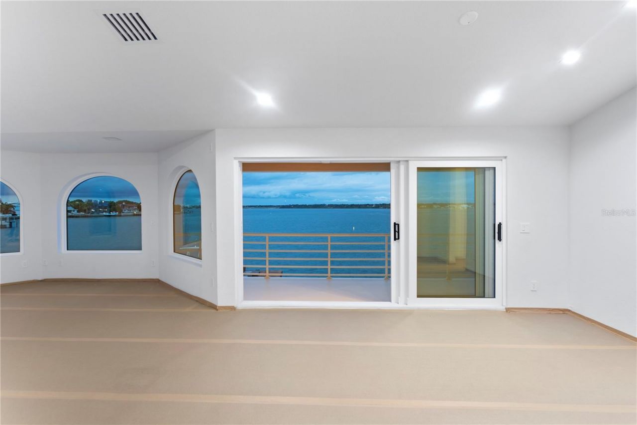 2250 Donato Drive, Belleair Beach, FL 33786 Photo