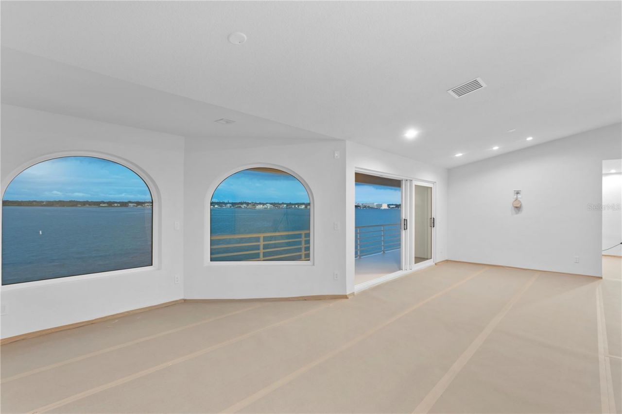 2250 Donato Drive, Belleair Beach, FL 33786 Photo