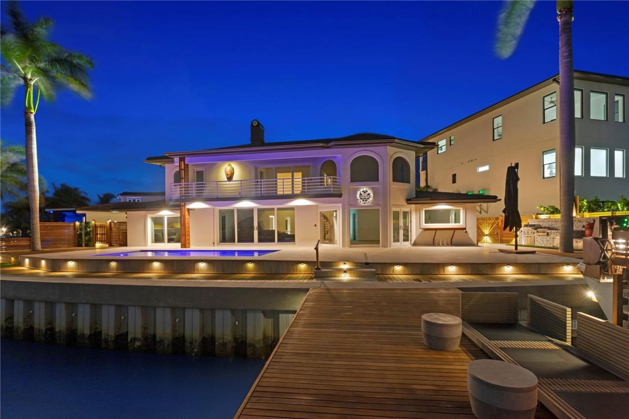 2250 Donato Drive, Belleair Beach, FL 33786 Photo