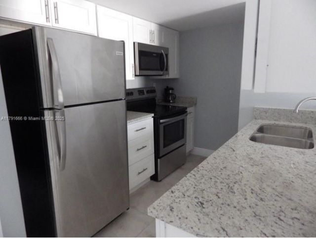 1990 NW 4th Ct, Unit 8, Miami, FL 33136 Photo