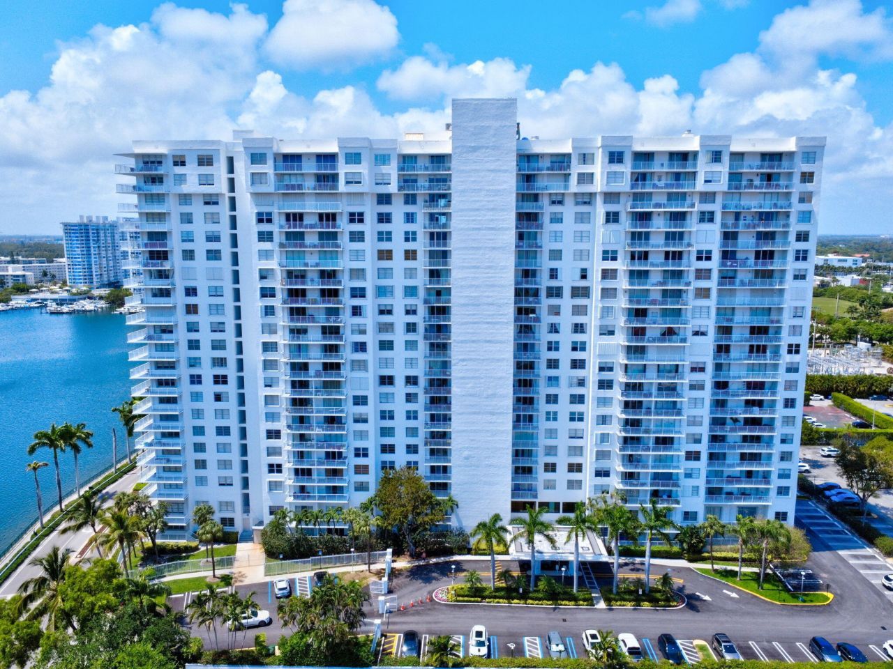 2851 NE 183rd Street, Unit 512e, Aventura, FL 33160 Photo