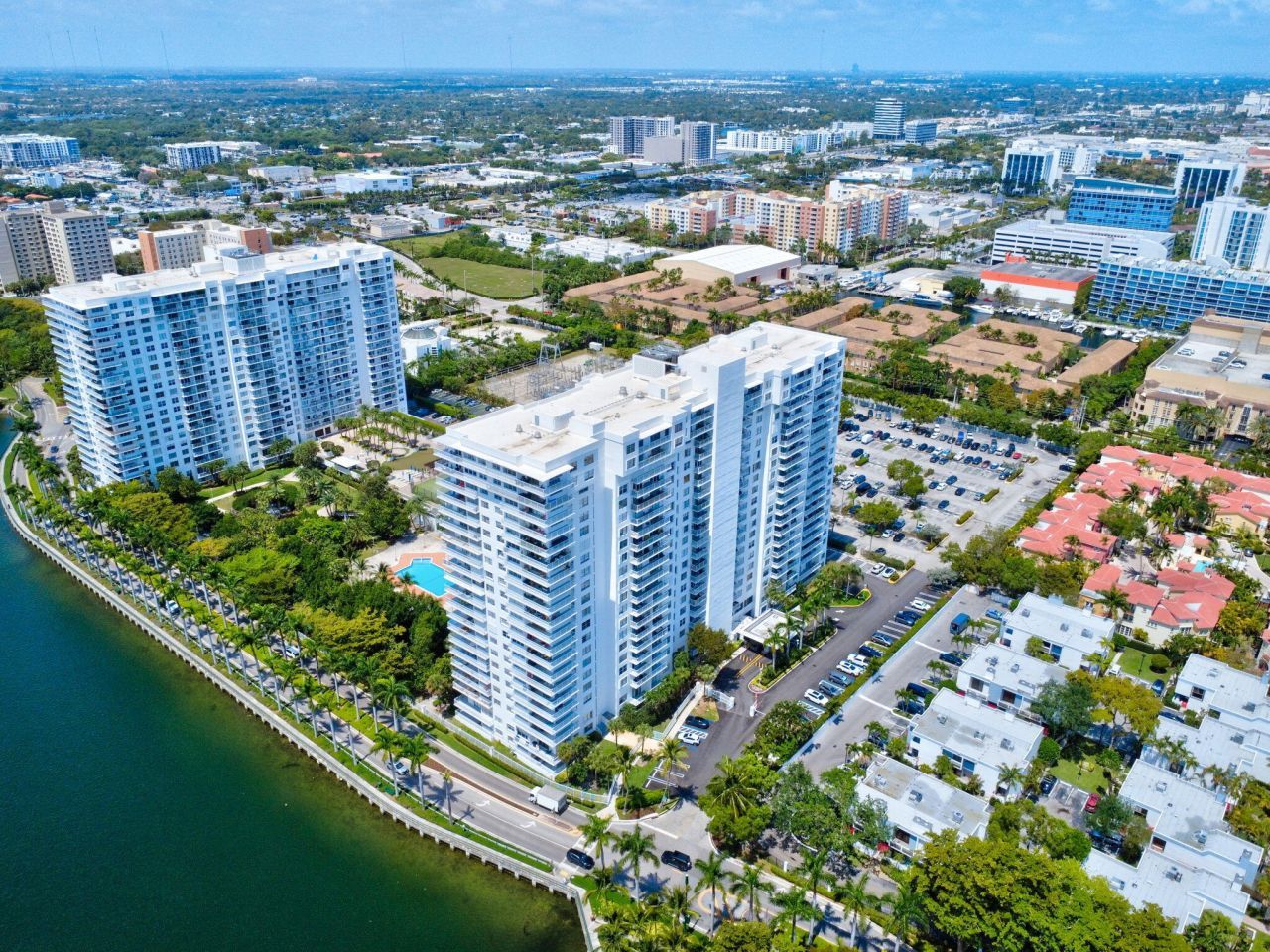 2851 NE 183rd Street, Unit 512e, Aventura, FL 33160 Photo