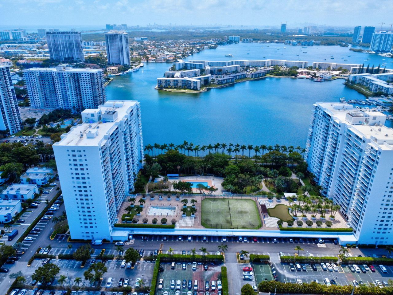 2851 NE 183rd Street, Unit 512e, Aventura, FL 33160 Photo