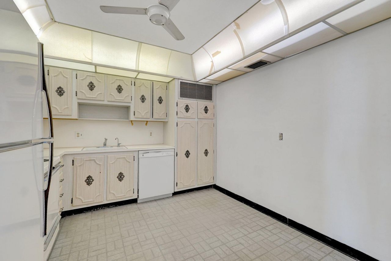 2851 NE 183rd Street, Unit 512e, Aventura, FL 33160 Photo