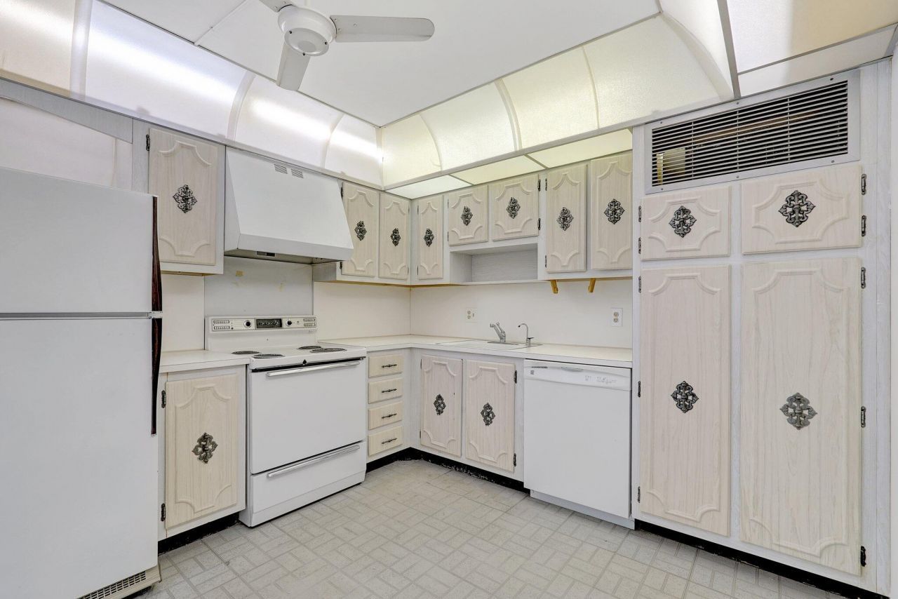 2851 NE 183rd Street, Unit 512e, Aventura, FL 33160 Photo