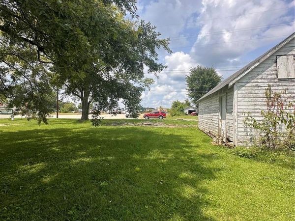 704 Maple Street, Farmington, MO 63640