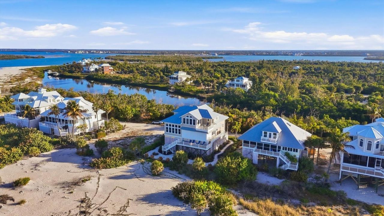 6890 Palm Island Drive, Placida, FL 33946 Photo