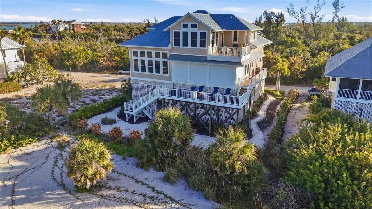 6890 Palm Island Drive, Placida, FL 33946 Photo