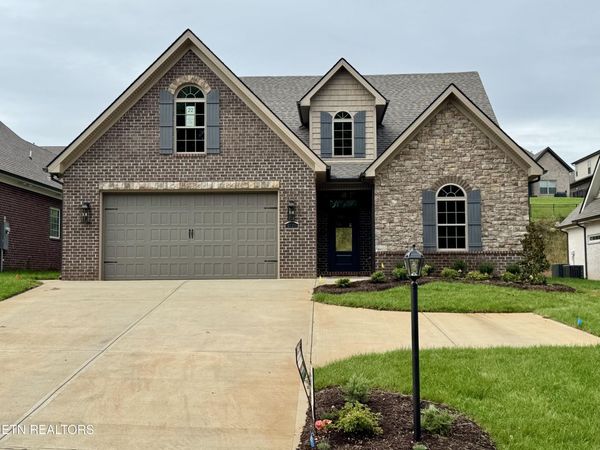 2121 Mission Hill Lane, Knoxville, TN 37932