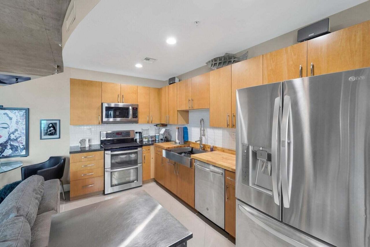 300 S Australian Avenue, Unit 409, West Palm Beach, FL 33401 Photo