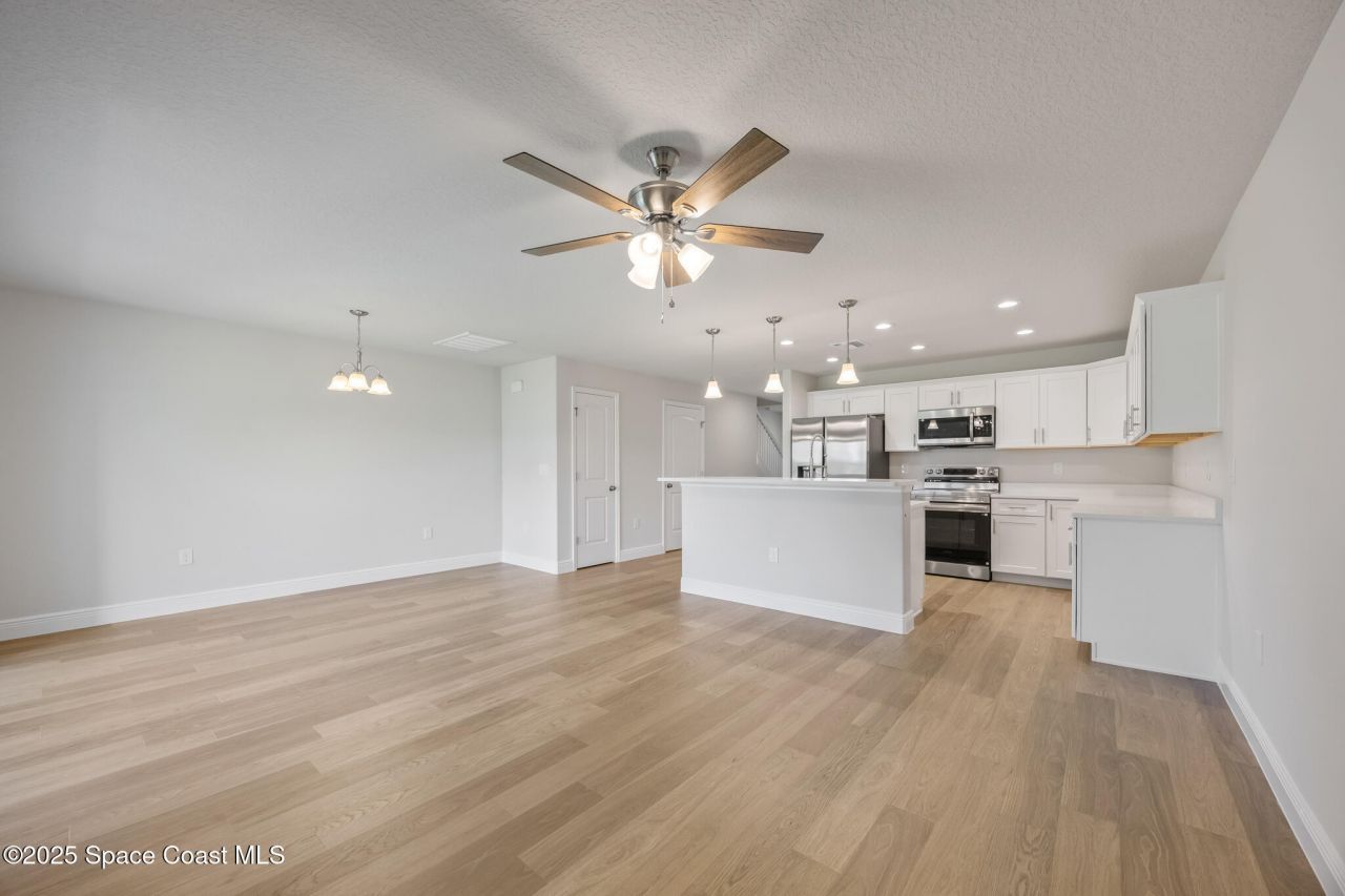 207-237 Hidden Woods Place, Melbourne, FL 32901 Photo