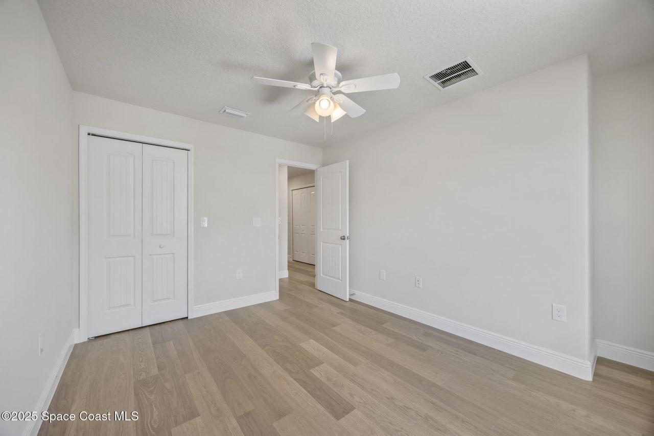 207-237 Hidden Woods Place, Melbourne, FL 32901 Photo