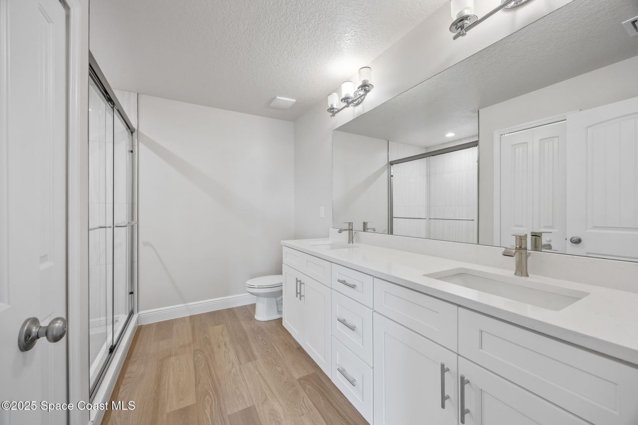 207-237 Hidden Woods Place, Melbourne, FL 32901 Photo