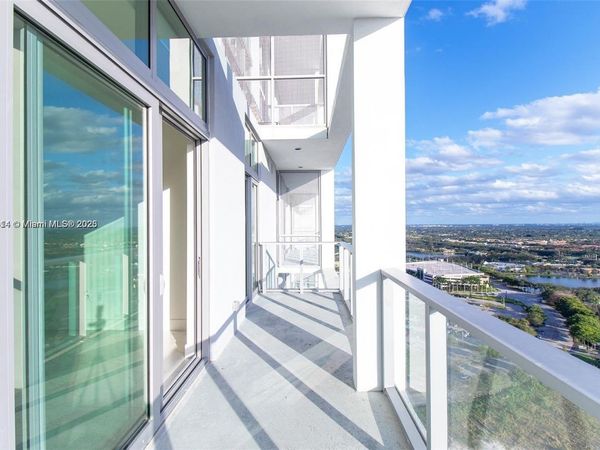 2000 Metropica Way, Unit 2605, Sunrise, FL 33323