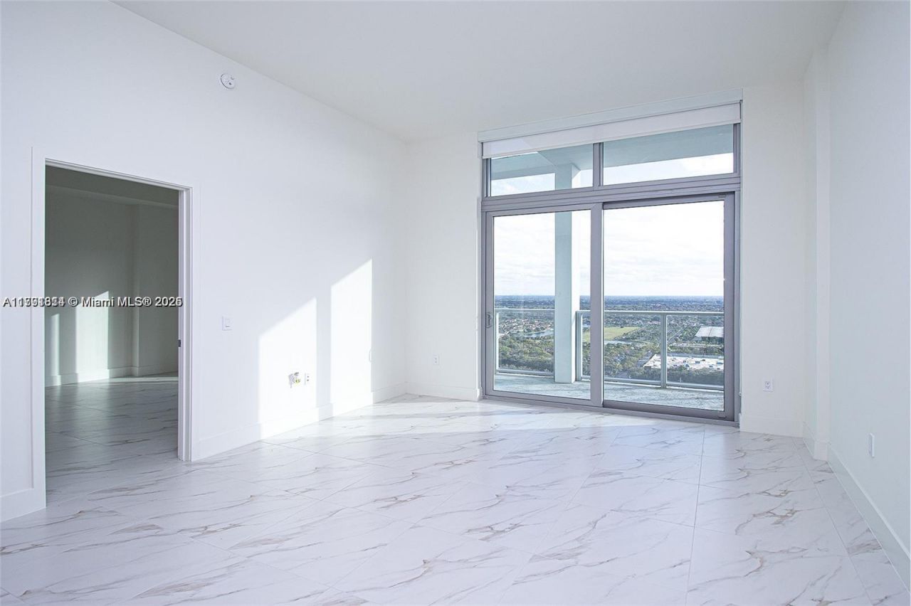 2000 Metropica Way, Unit 2605, Sunrise, FL 33323 Photo