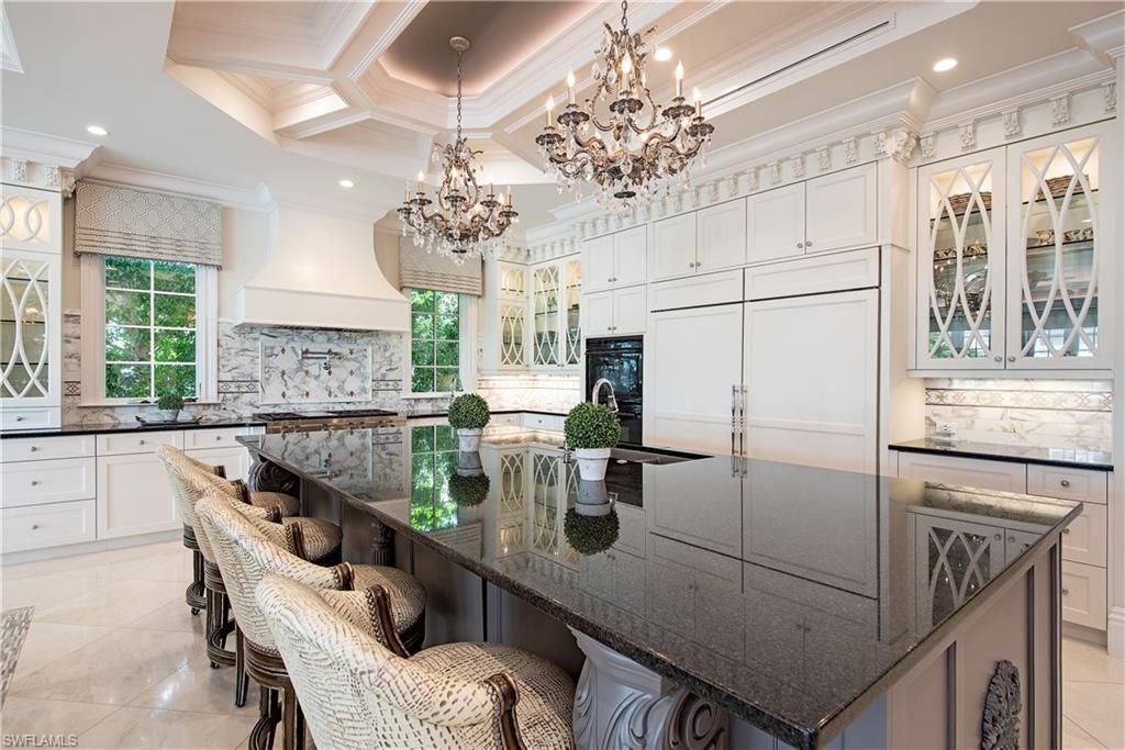 233 Mermaids Bight, Naples, FL 34103 Photo