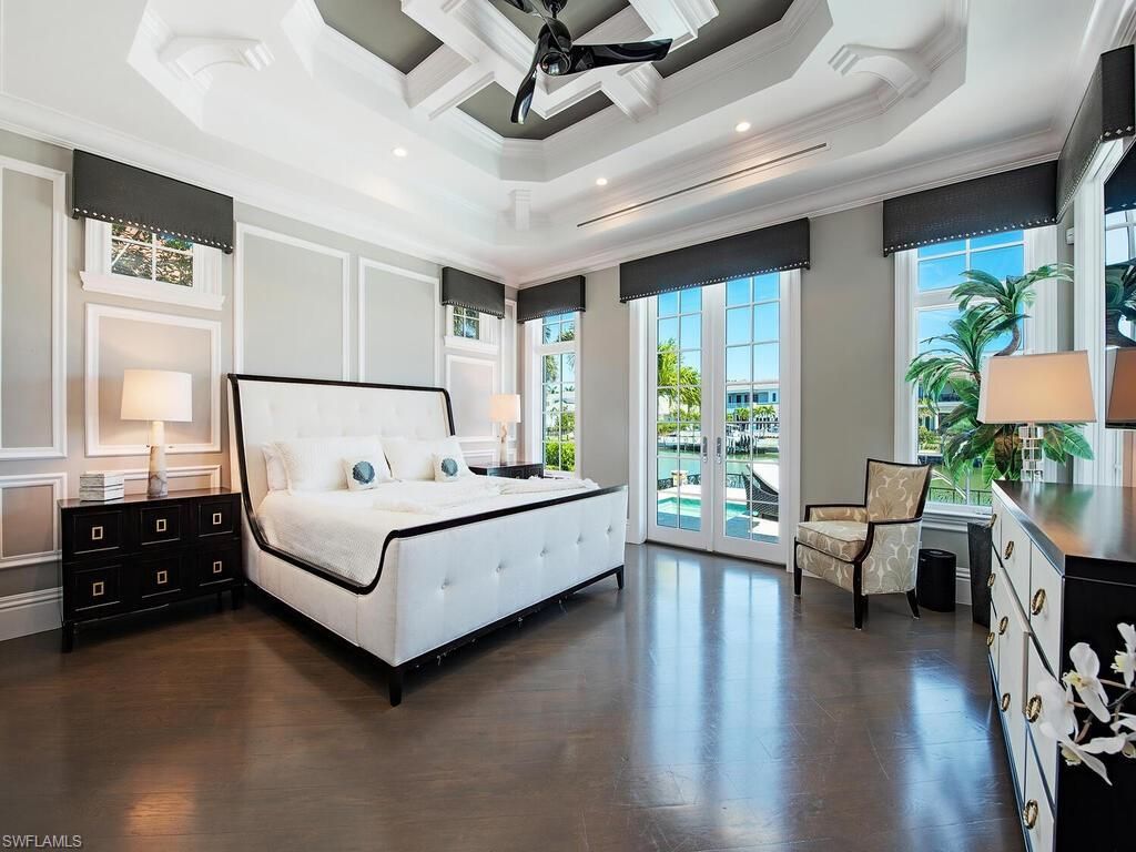 233 Mermaids Bight, Naples, FL 34103 Photo