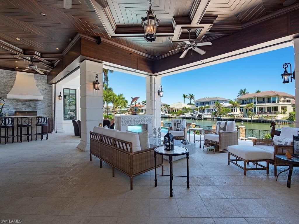 233 Mermaids Bight, Naples, FL 34103 Photo