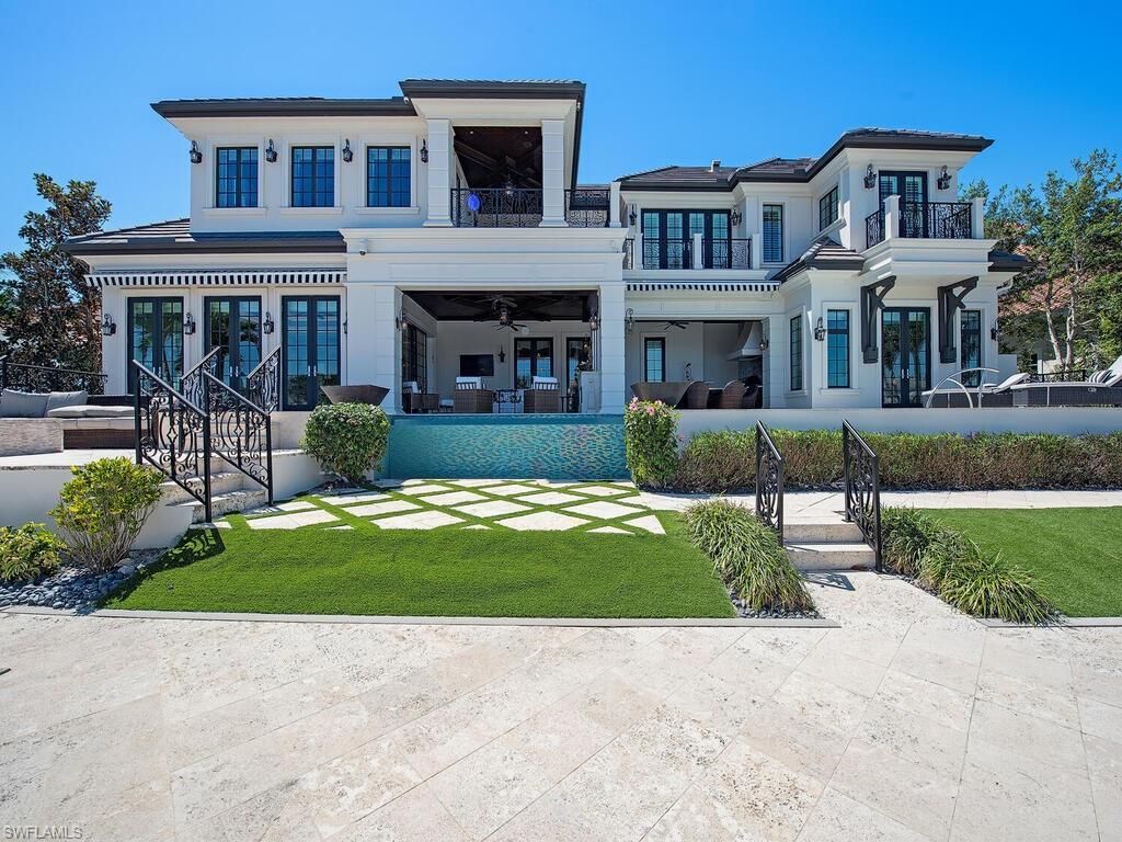 233 Mermaids Bight, Naples, FL 34103 Photo