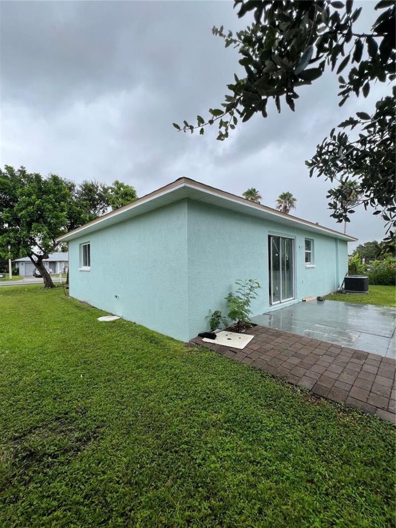 1719 24th Street E, Palmetto, FL 34221 Photo