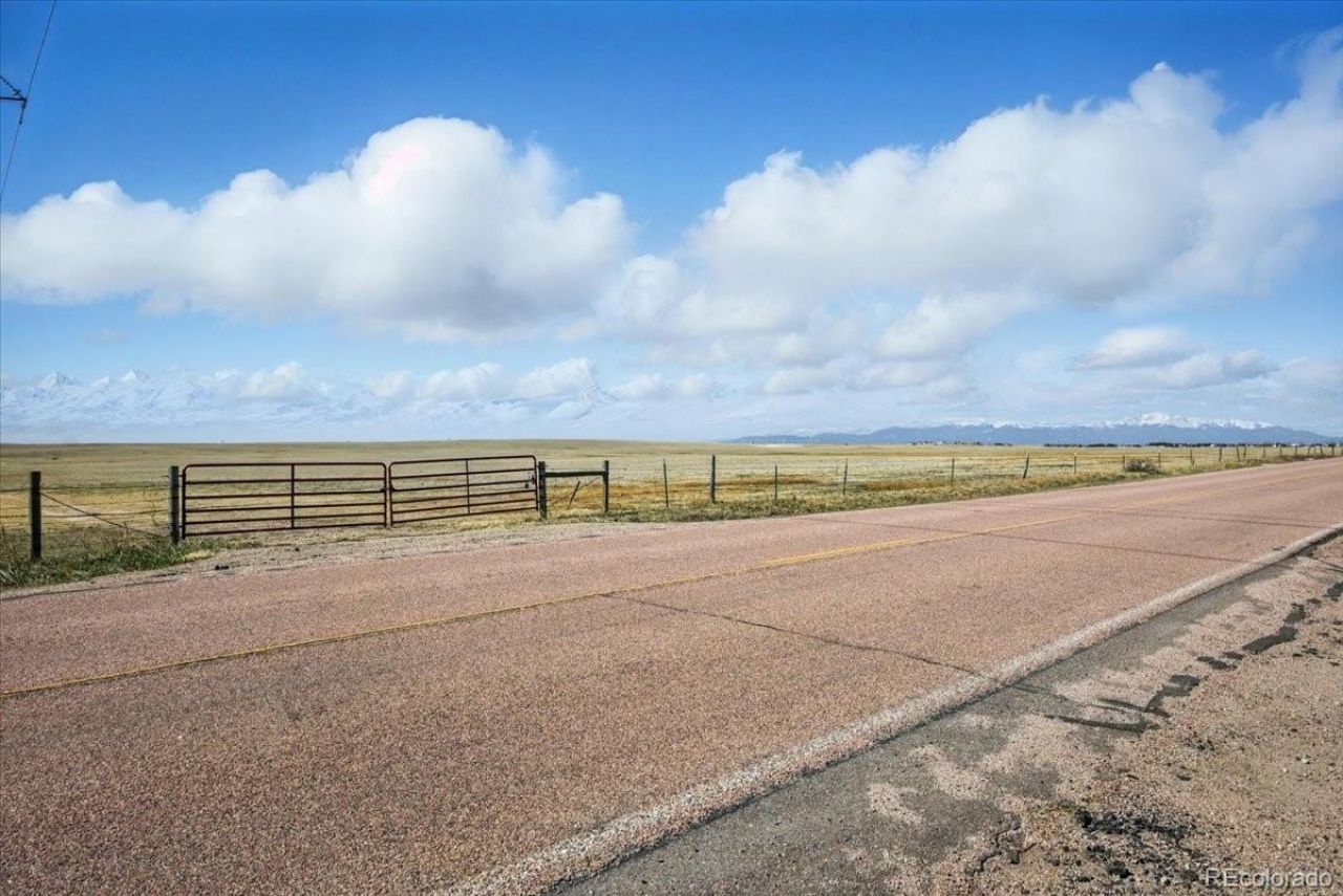 000 Judge Orr Road, Peyton, CO 80831 Main Photo