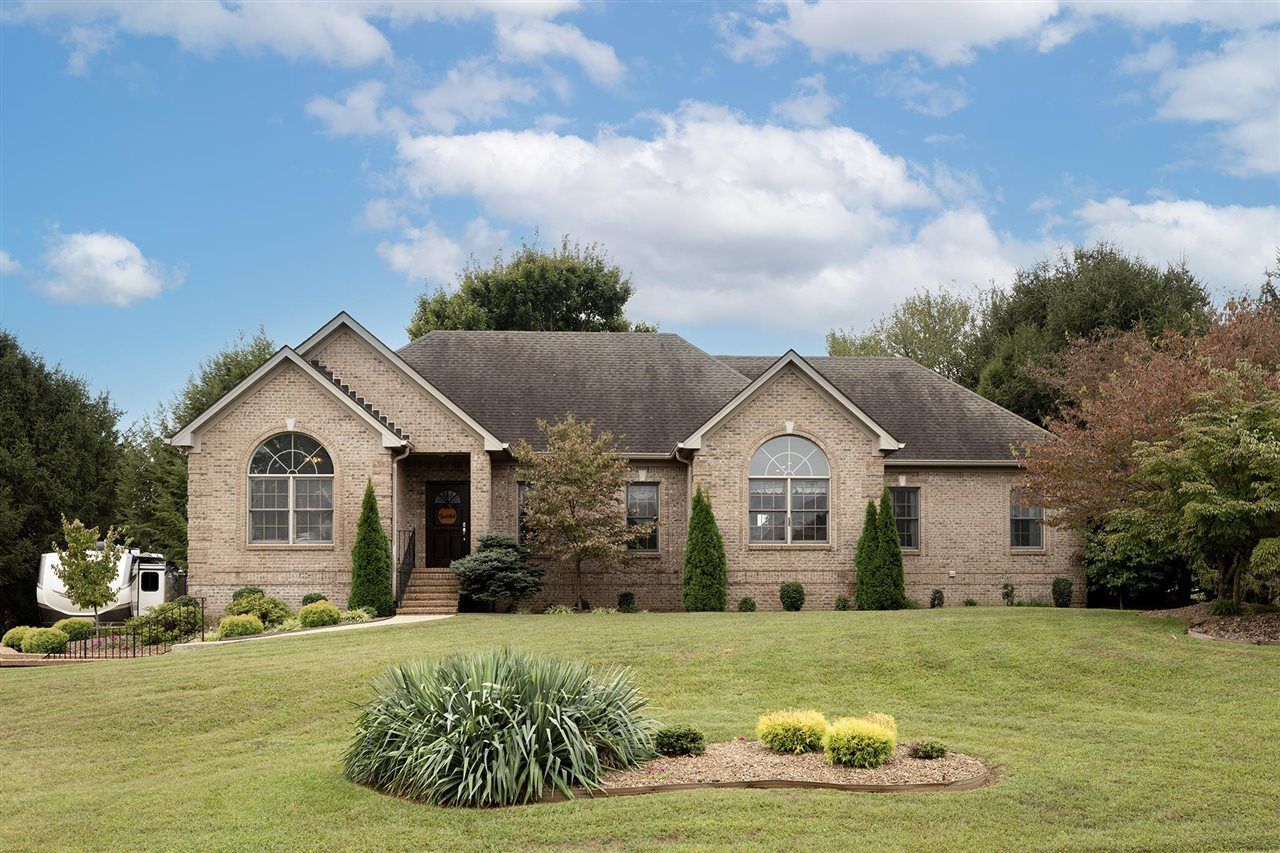 153 Farmer Lane, Bowling Green, KY 42104 Main Photo