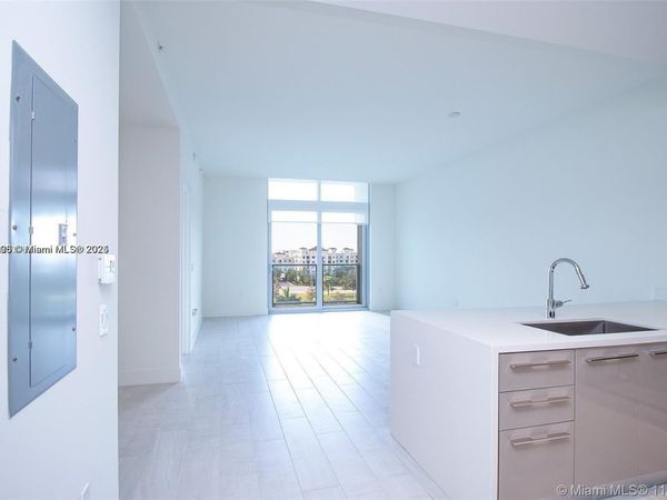 2000 Metropica Way, Unit 614, Sunrise, FL 33323