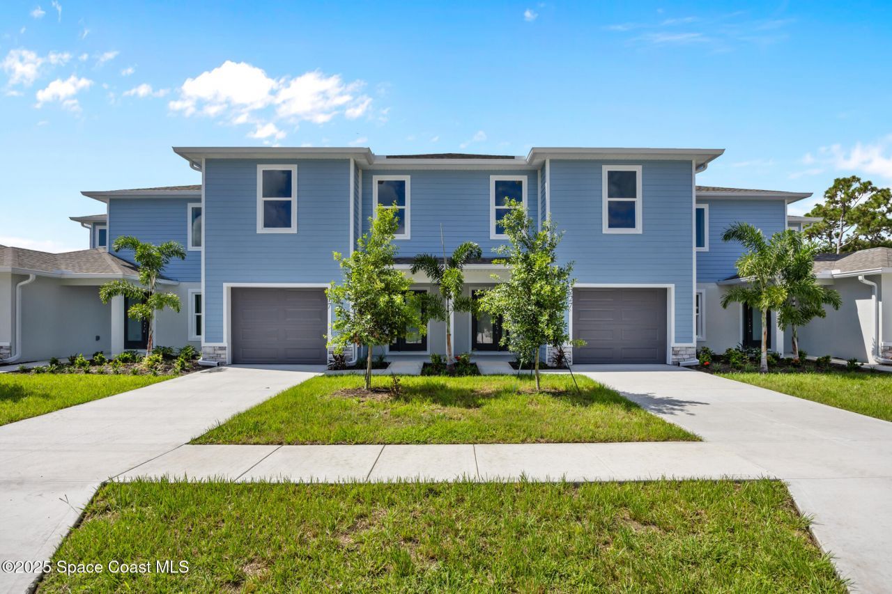 208-238 Hidden Woods Place, Melbourne, FL 32901 Photo